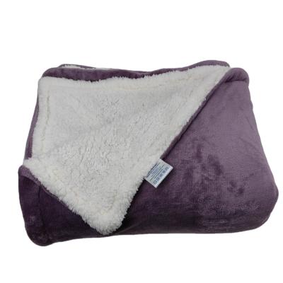 China Anti-Static Cheap Flannel Blankets Wholesale Composite Baby Blanket for sale