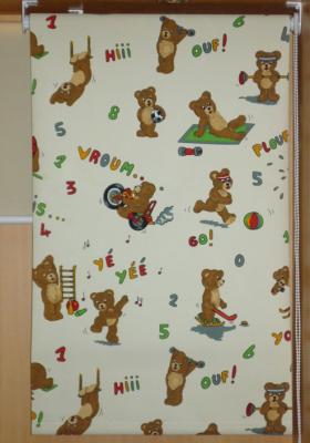 China Manual Cartoon Patterned Roller Blind, Fire-Retardant Fabric Blind for sale