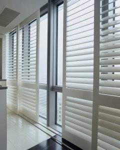 China indoor 100% basswood sliding shutters for windows and doors with frame and rail for sale