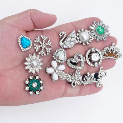 China Clog Shoe Charms Wholesale Princess Shoe Metal Decoration Bling Charm Hot Sale Metal Shoe Decorations for sale