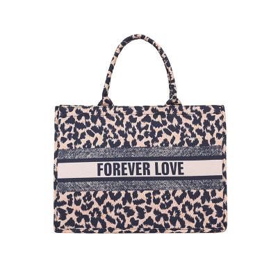 China Fashion LOVE FOREVER Women Tote Bag Luxury Designer Handbags Fashion for Women Ladies Large Size Leopard Shopping Bags for sale