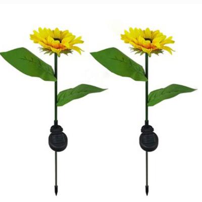 China Outdoor Waterproof Garden Flowers Landscape Led Decorative Solar Park Light For Garden Sunflower Stake Lights for sale