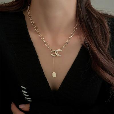 China FASHIONABLE Autumn Winter Ins Metal Female Zircon C Letter Necklace Design Sense Sweater Chain for sale