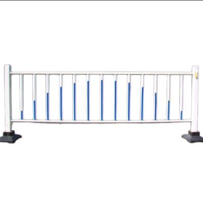 China Durable Metal Roadway Safety Guardrail Traffic Barrier Steel Road Safety Barrier for sale