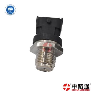 China sensor 0 de la presión del control del inyector de combustible 281 006 163 para el escape del vado del sensor de la presión de la inyección de carburante en venta