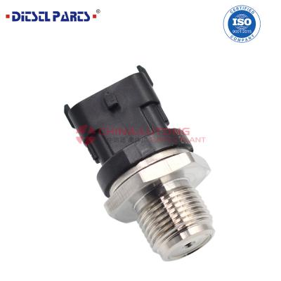 China common rail diesel fuel pressure sensor 0 281 002 864 for bmw high pressure fuel sensor replacement en venta