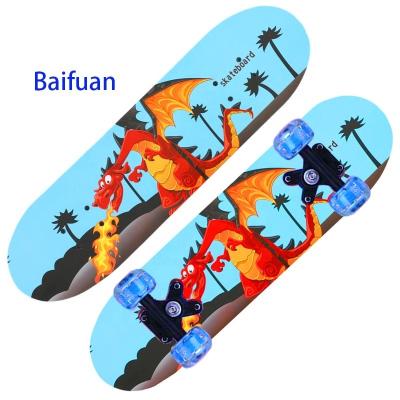 China 7 Layers Adult Full Skate China Skateboard Good Quality Canadian Custom Skateboard Board With Flashing Wheel for sale