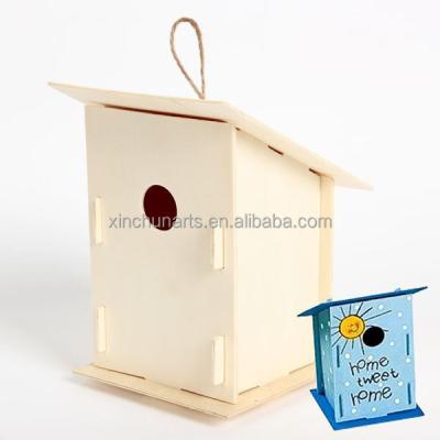 China DIY Kids Drawing Painting On Wooden Bird House / Kids Promotional Gifts for sale