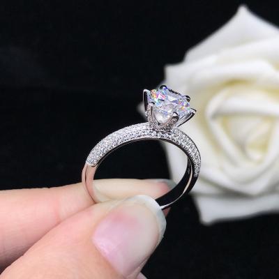 China Customized Romantic Sterling Ring Classic Zircon Engagement Rings Silver Gold Plated Ring Moissanite Jewelry 925 for sale