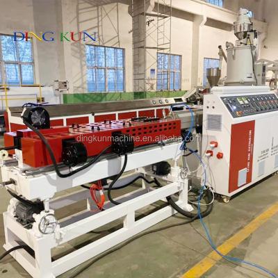 China PIPE PP PE PVC corrugated pipe making machine price / plastic flexible line pipe extrusion machine price for sale