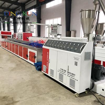 China Wood Profile PE PP WPC Plastic Composite Decking Floor Making Machine / PE PP WPC Wall Panel Production Line for sale