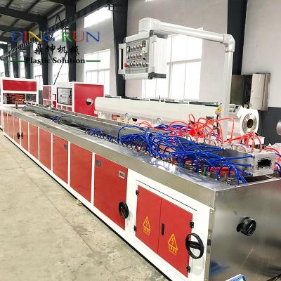 China Plastic Composite Profile Wpc Vietnam Decking Wood Wpc Decking Co Extrusion Covered Composite Decking Machine for sale