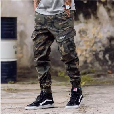 China Hip Hop Breathable Fashion Anti-pilling Cotton Comouflage Loose Cargo Army Pants Trousers For Men for sale