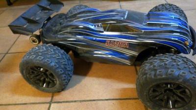 China JLB 1/10th Waterproof  Electric  Brushless RC Monster Truck With Metal Chassis for sale