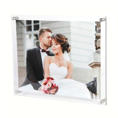 China Hot Selling Wall Quantity Sublimation Acrylic Photo Frame Transparent Strong Wall Hanging Acrylic Photo Frames Stands for sale