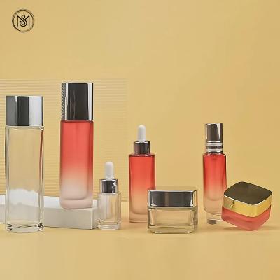 China 30g 50g 15ml 40ml 50ml 100ml 120ml Cosmetic Packaging Cosmetics Container Set Square Empty Skincare Glass Container Set With Lids for sale