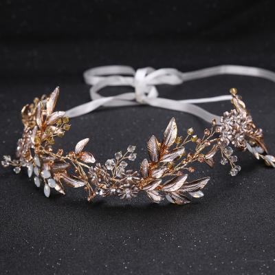 China Europe and America Models Show Headband Gold Leaf Ornament Handcrafted Headband Bridal Tiara Headband Wedding Hair Accessories for sale