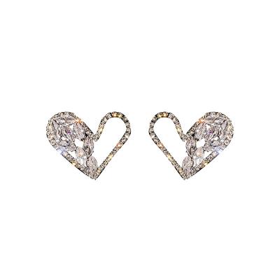 China FASHIONABLE 2021 Women's Sterling Silver Luxurious Drop Earrings S925 Stud Earring Fashion Heart Hollow Diamond Cubic Zirconia Earrings for sale