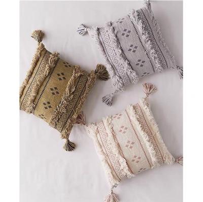 China Hotel Woven Tassel Tufted Cushion Pillow Cover Fringe Bohemian Embroidered Cushion for sale