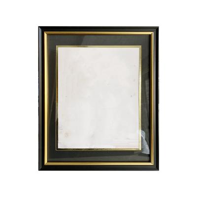 China China Wholesale Simple Wooden Frame Decorative Wall Picture Frames Cardboard Photo Frame for sale