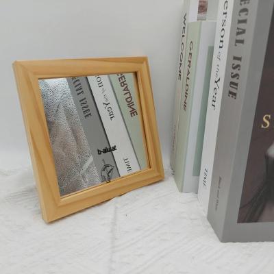 China Fashion Metal Frames Manufacturer Simple Mirror Frame Transparent Photo Molding Wood Picture Frame for sale