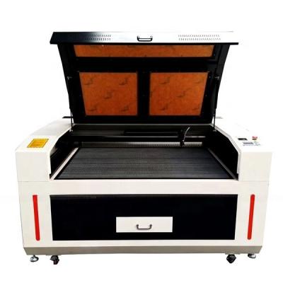 China High Speed Co2 Laser Engraving Machines Acrylic Laser Cutter With Circulation Water Cooling for sale