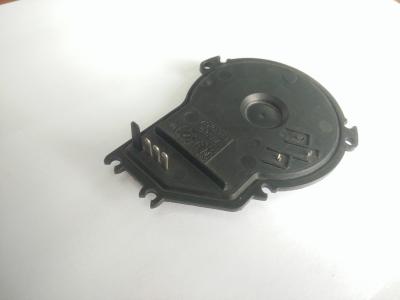 China Piezas plásticas de la inyección del parte movible de la precisión para el color automotriz del negro del conector en venta