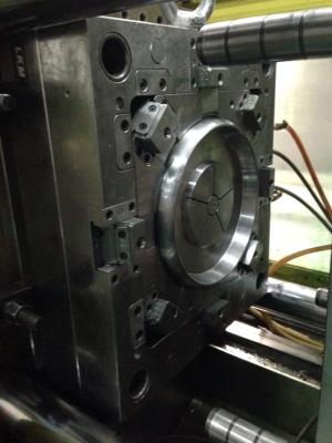 China DEM / HASCO Standard Injection Molding Tooling with Single Cavity for sale