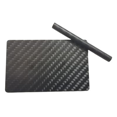 China Customized Logo Abrasion-resistant Printing 2.0mm Thickness Carbon Fiber Business Card / Luxury Name Card for sale