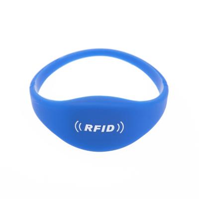 China Waterproof / Waterproof Best Quality RFID Silicon Wristband China Manufacture for sale