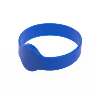 China Wholesale RFID 13.56mhz Waterproof Adjustable Silicone NFC Wristband Wristband Waterproof White for sale