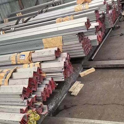 Chine Barre d'angle en acier inoxydable équivalente inégale 201 304 304L 321 316 316L 309 310S 2205 2507 2520 à vendre