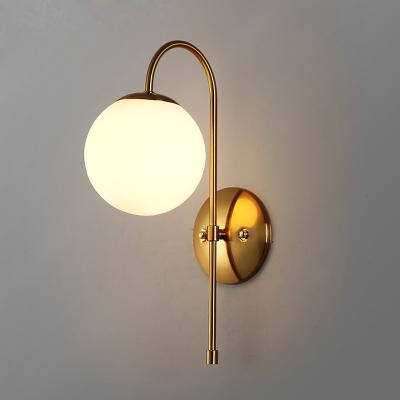 China Contemporary Indoor E27 Ball Shape Wall Light For Living Room Bedroom Hotel zu verkaufen