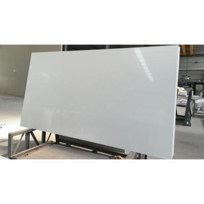 China Modern Super White Absolute White Quartz Countertop Slabs for sale