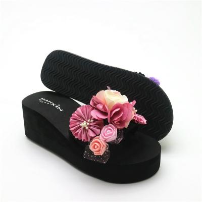 China Fashion Trend Breathable Wedge Black Women Beach Platform High Heel Slippers With Flowers for sale