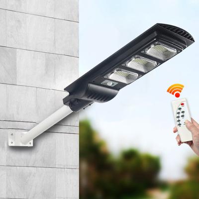 China Wholesale Customized ROAD Good Quality Solar Panel Power Energy Street Light for sale