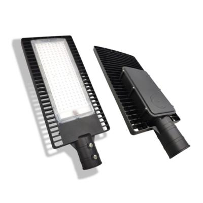 China Excellent quality IP65 waterproof outdoor calle attractive lamp 150w led street light for sale