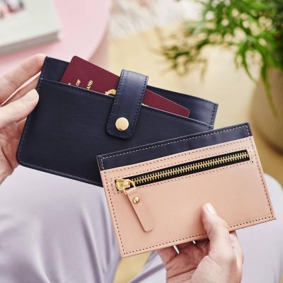 China Cow Leather Travel Wallet For Women Personalized Gift Leather Women Travel Convenient Credit Card Holder Zipper Travel Wallets for sale