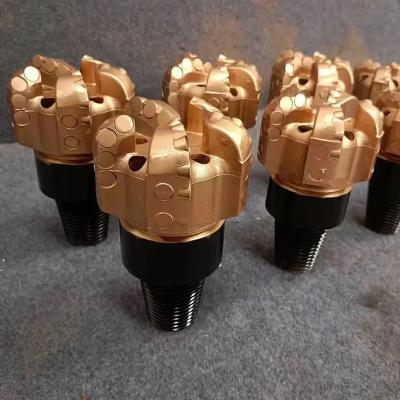 China 6 1/4 (158,8 mm) Industrie Energie Mijnbouw PDC Bit Breaker Met Stalen Doos Verpakking Te koop