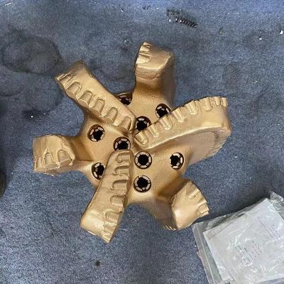 China Steel Body Nozzle Forging PDC Cutter Bit For Water Well Drilling for sale