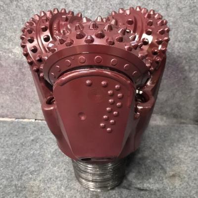 Cina IADC 537 pozzi di olio a cuscinetto sigillati TCI Tricone Roller Drill Bit in vendita