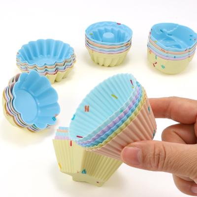 China Disposable 5 Pack Design Wholesale Silicone Cupcake Baking Cups Cupcake Paper Cup Baking Silicone Cake Cup Baking Molds for sale