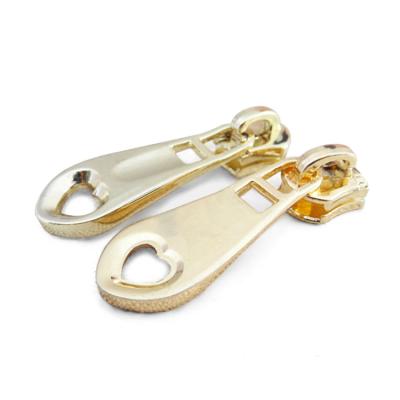 China Decorative Zipper Pulls Gold Plated Heart Shaped Zipper Pull, Purse Zipper-Tie, Purse Zipper Pulls for sale