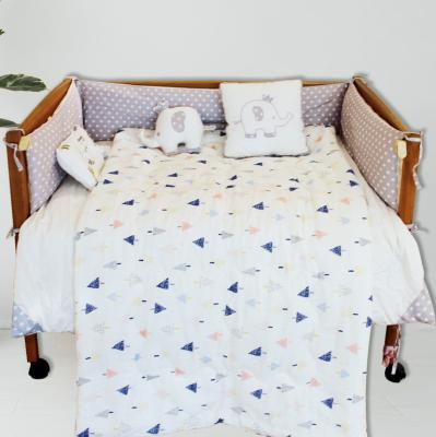 China Baby Boy Crib Anti-Static Bedding Set Blue Custom Linen Baby Bunny Bedding Set Comforter for sale