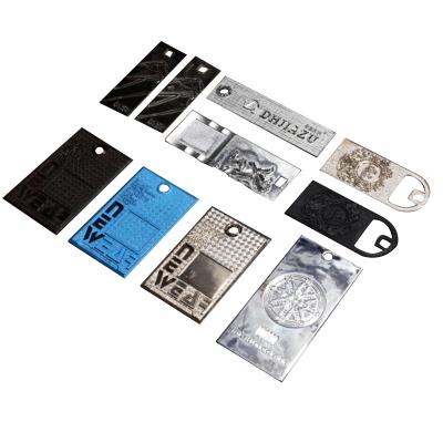 China Durable Waterproof PVC Hang Tag Printing Eco-Friendly Clothing Hang Tag Punch Your Logo for sale