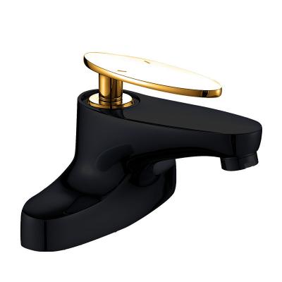 China Sense Faucets Factory Supplied Double Hole Brass Pull Down Basin Bathroom Copper Faucet for sale