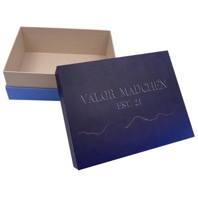 China Recyclable Recycled Materials And Beautiful Customizable Logo Paper Gift Box for sale