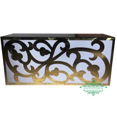 China Modern Led Light Gold Steel Sideboard Bars With Wheels for sale