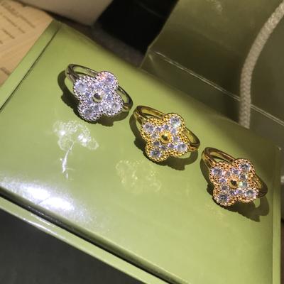 China Charm CLASSIC Fashion Factory Wholesale 925 Sterling Silver 18K Gold Plated Full Diamond Clover Ring Jewelry Sets for sale