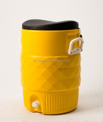 China Waterproof Plastic Cooler Box Jug With Outer Cooler Box Insulated Ice /water Cooler Jug For Ice Chest for sale